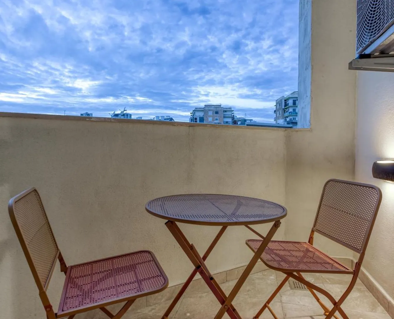 Stylish & Cosy 1Br Home With Balcony In St Julians By 360 Estates Saint Julian's Malta