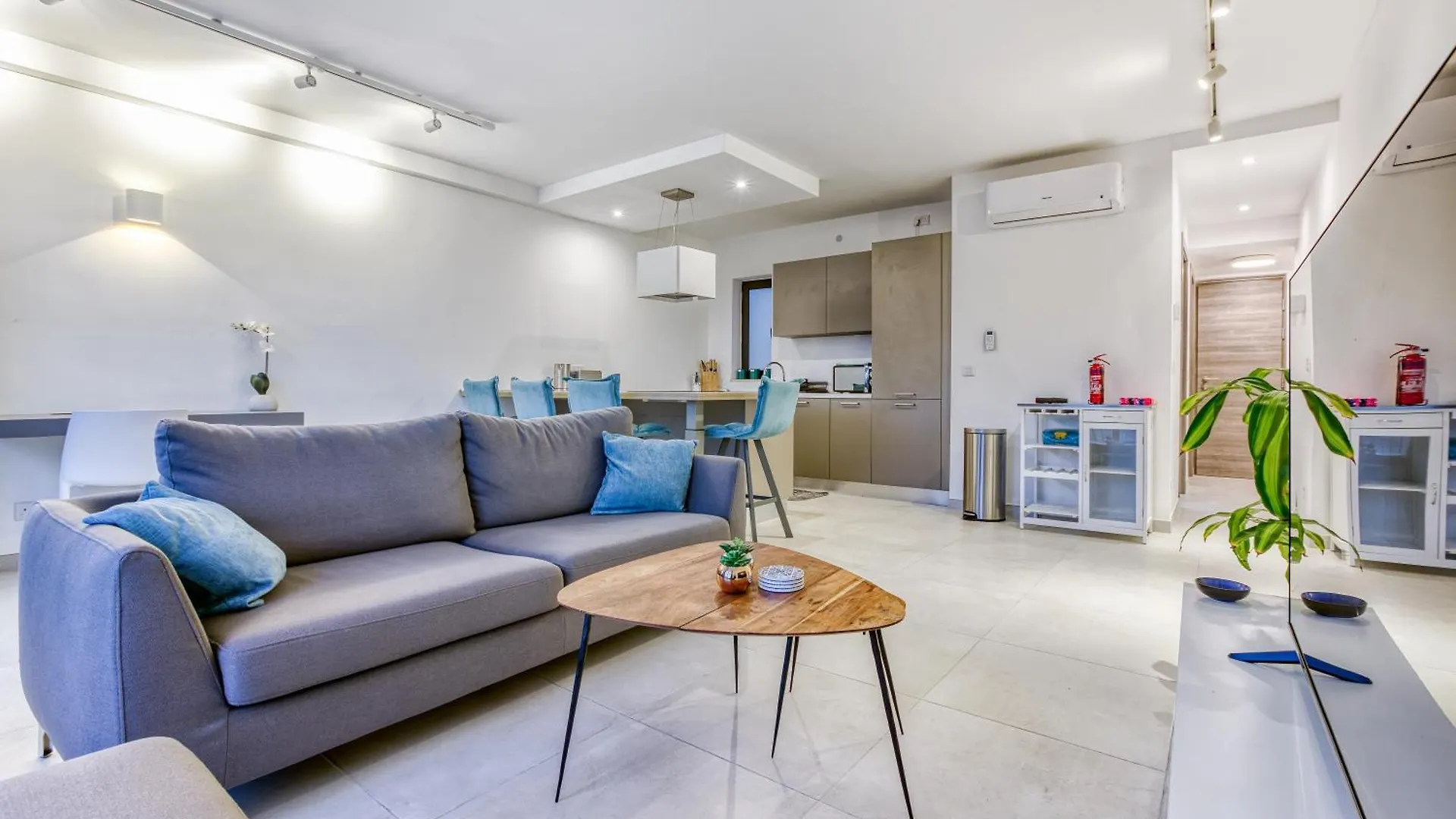 Apartment Stylish & Cosy 1Br Home With Balcony In St Julians By 360 Estates Saint Julian's Malta