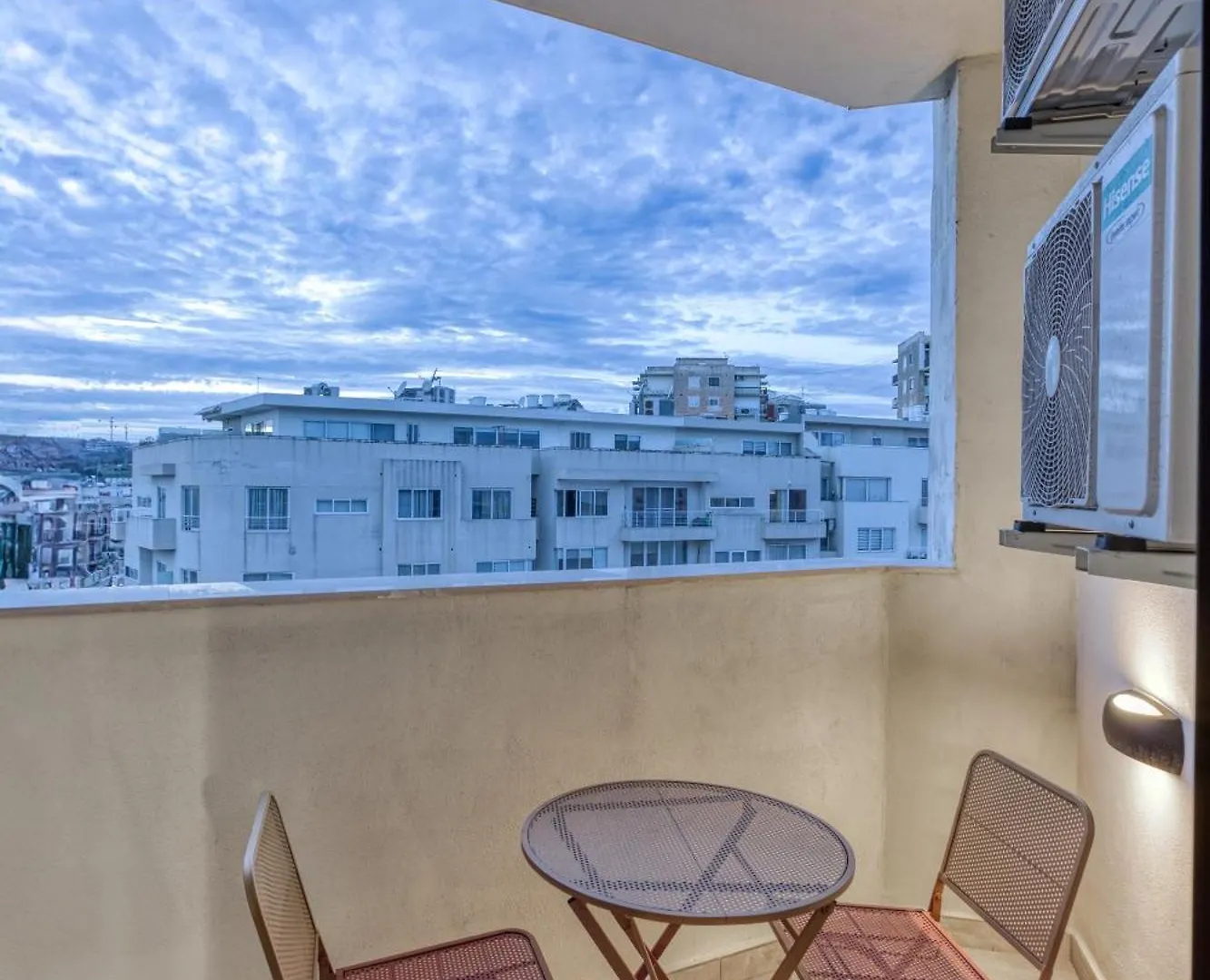 Stylish & Cosy 1Br Home With Balcony In St Julians By 360 Estates Saint Julian's 0*,